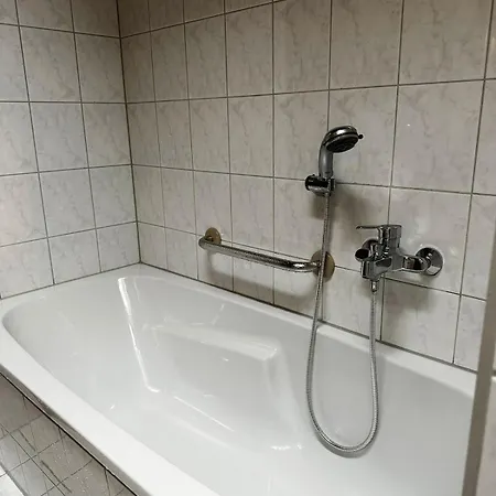 Gemütlicher Mit Parkplätzen Сasa de vacaciones Mönchengladbach